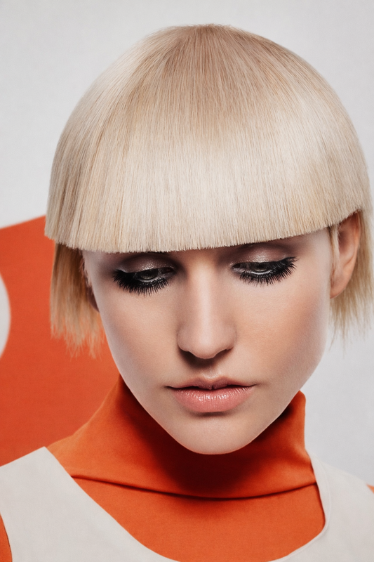 #24 - Affiche vintage femme domaine de la coiffure